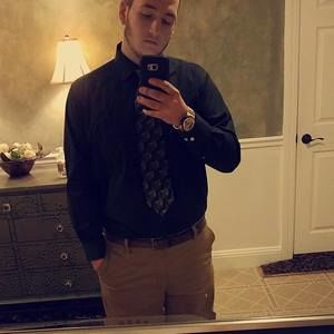 Meet your Posher, Adam